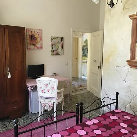 La Casa Di Ugo By Relais Centrostorico * Pisa